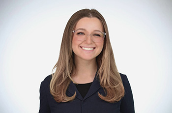 Ruth Negru