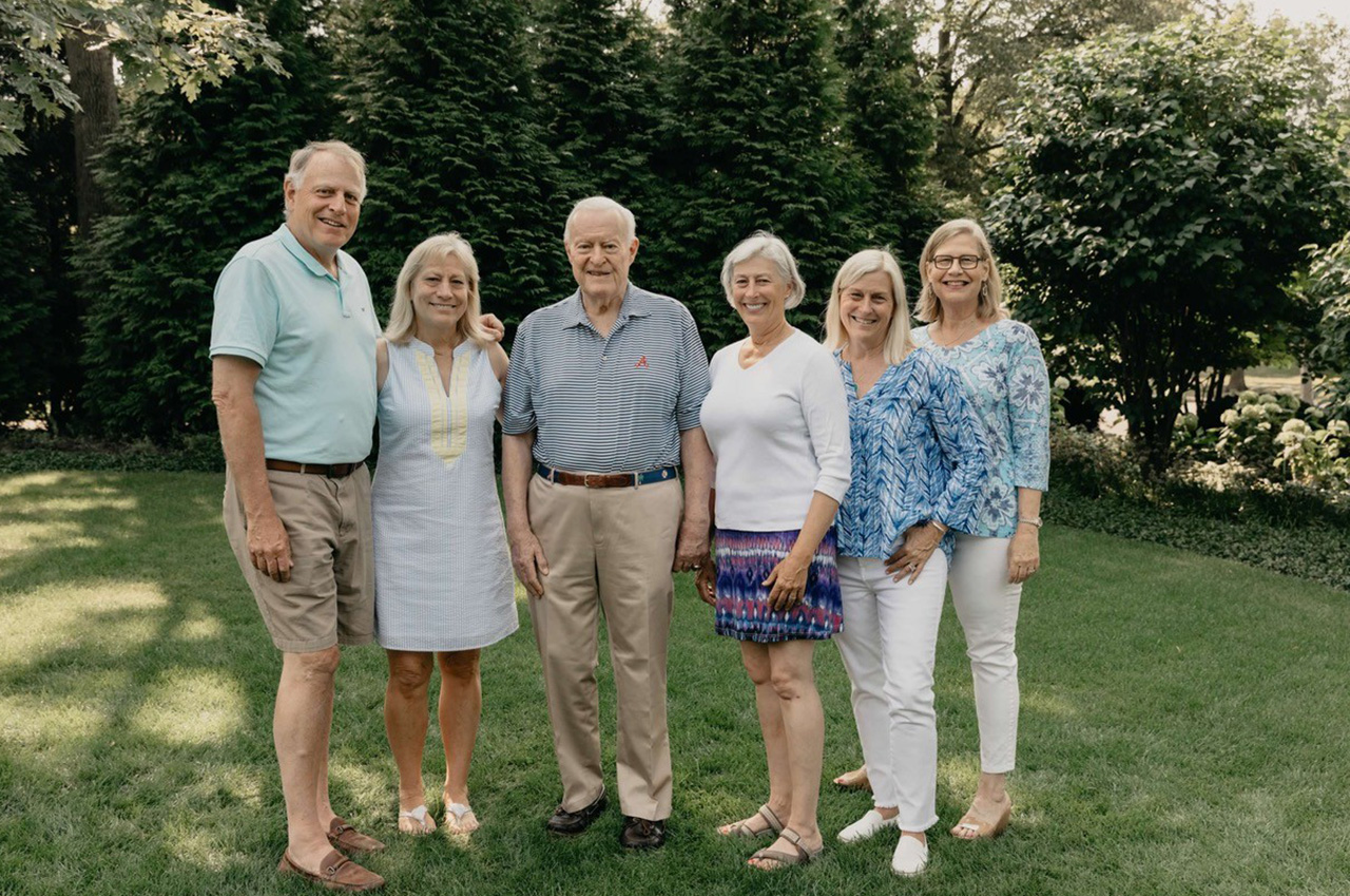 Former Illinois Tech Trustee Bill Bartholomay and his family