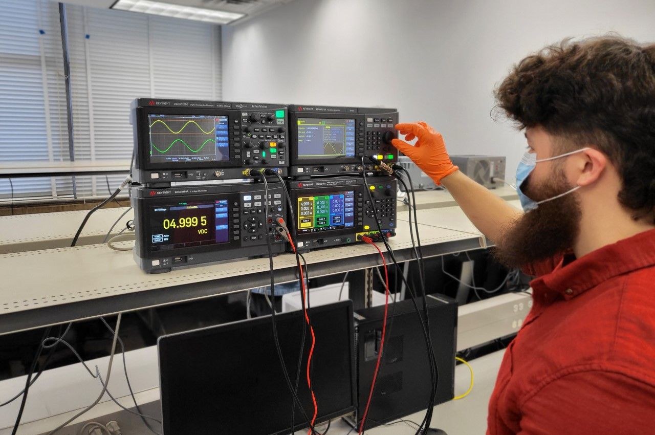 Keysight Technologies' gift of state-of-the-art equipment will help bolster the Department of Electrical and Computer Engineering’s Walter L. and Virginia B. Cherry Electronics Laboratory.