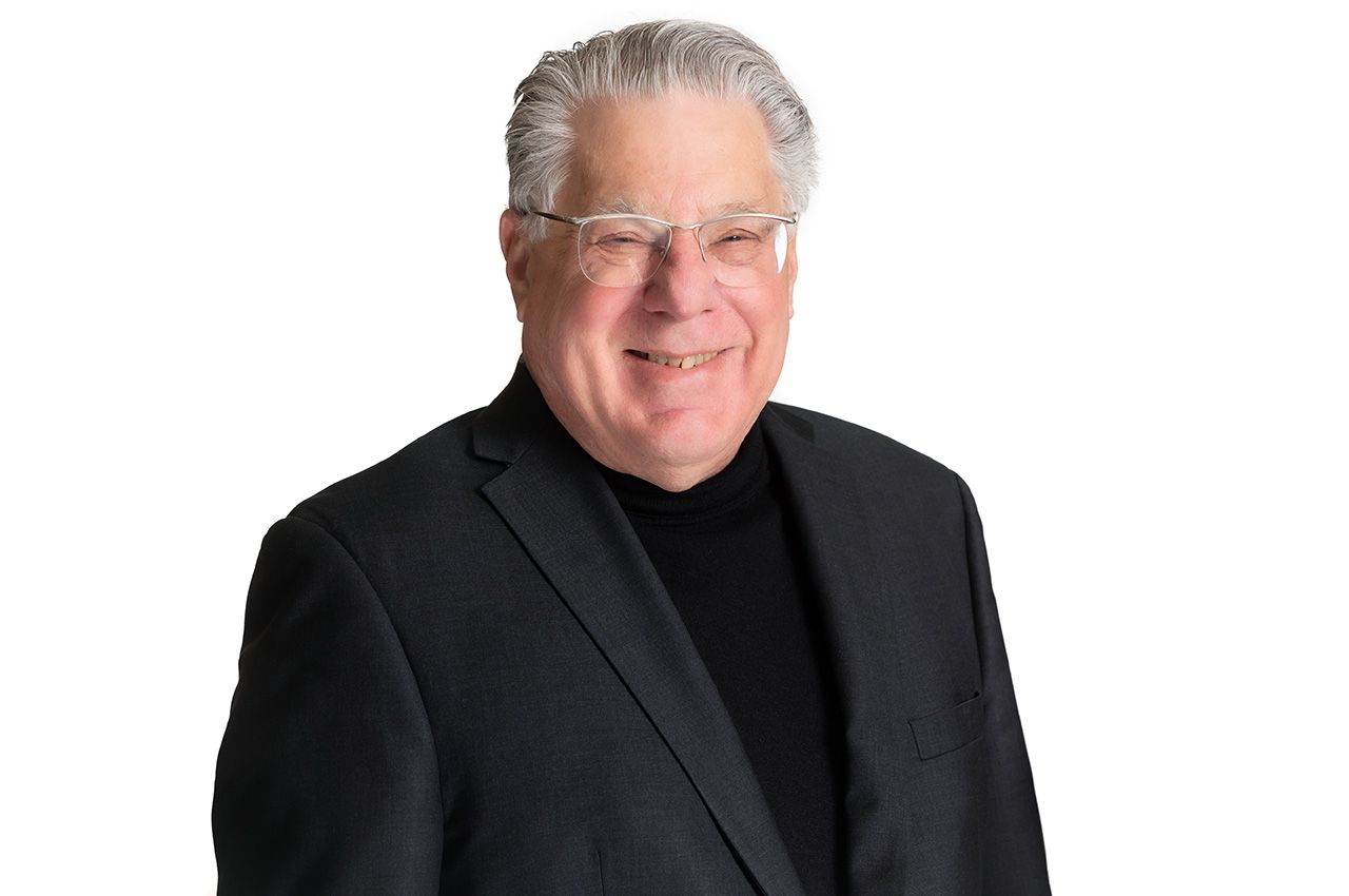 Headshot of Professor of Law Richard Warner