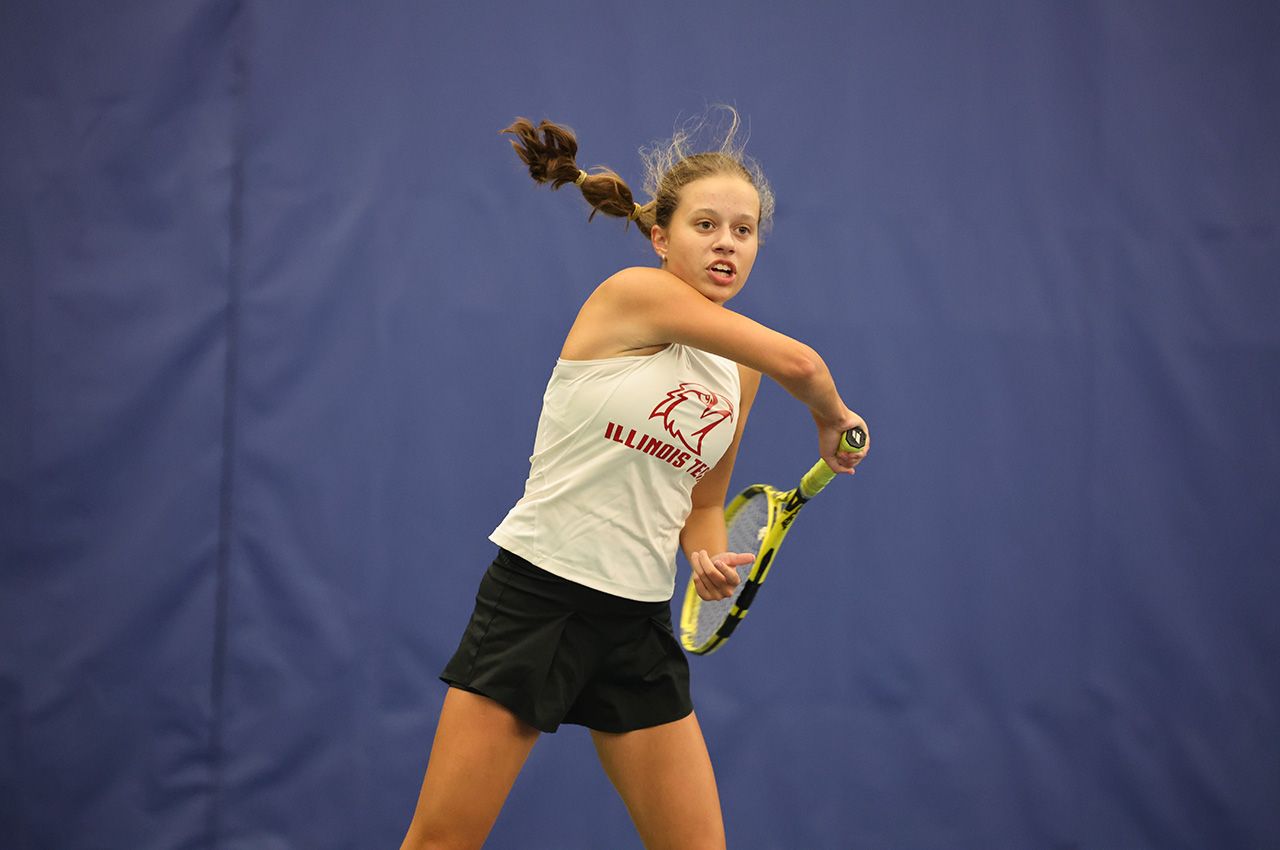 Illinois Tech women’s tennis player Martyna Kalinowska