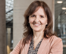 Head shot of Midwest Mechanics Seminar guest speaker Laura De Lorenzis, professor of computational mechanics at ETH Zürich in the Department of Mechanical and Process Engineering