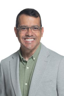 Headshot of 2025 Darsh Wasan Visiting Professor Príamo A. Melo Jr.