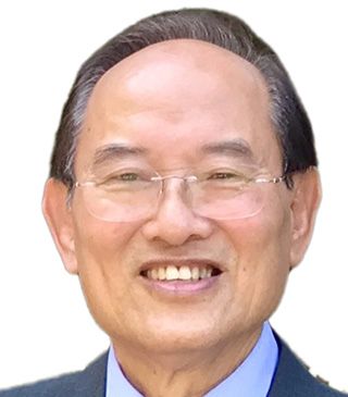 Distinguished Professor Emeritus Chow Lam