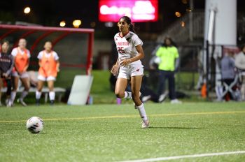 Illinois Tech women’s soccer player Tvesa Vathulya runs after the ball during a game in Chicago