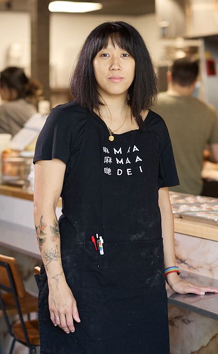 Illinois Tech alum Jessica "Jaye" Fong working her pop-up, Maa Maa Dei