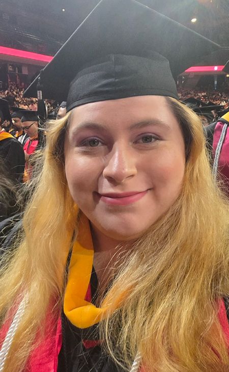 Headshot of Lewis student Kris Shiflet (PSYC, M.S. IPSY ’25, Ph.D. IPSY 1st Year)