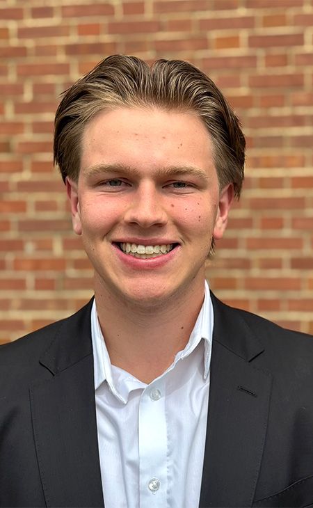 Headshot of Carson Vrba (STAT, M.A.S. DS 4th Year)