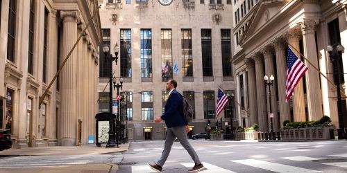 Student walking in front of Chicago Board of Trade
