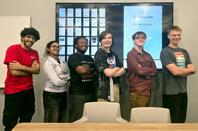 Members of Illinois Tech’s CyberHawks, a cybersecurity student organization, at Baldwin Wallace University in Berea, Ohio