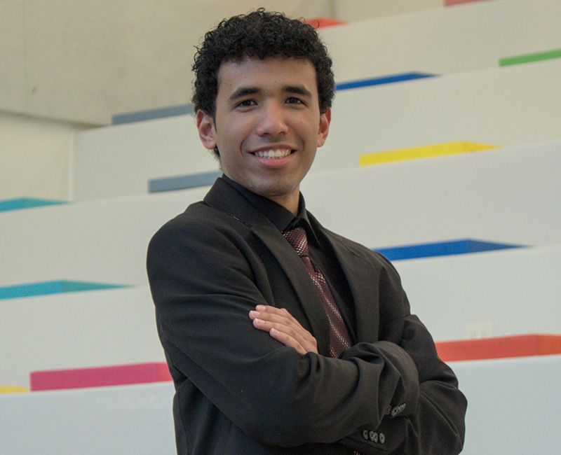 Illinois Tech student Leonardo Marciaga in the Ed Kaplan Family Institute for Tech Entrepreneurship